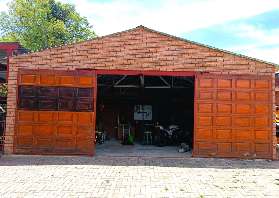 4 Bedroom Property for Sale in Langenhovenpark Free State